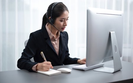 What is Customer Service in Healthcare Industry