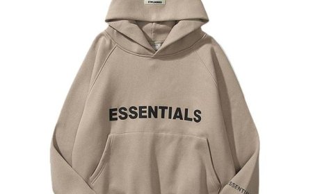 Essentials Hoodie: Comfort Meets Luxury Minimalism usa